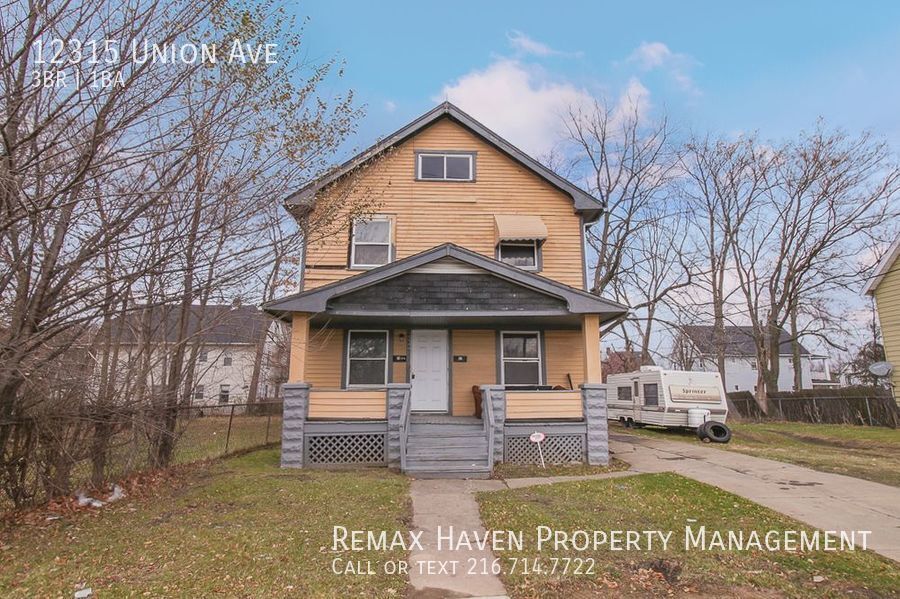 12315 Union Ave Down, Cleveland- Spacious... - 12315 Union Ave Down,  Cleveland- Spacious...