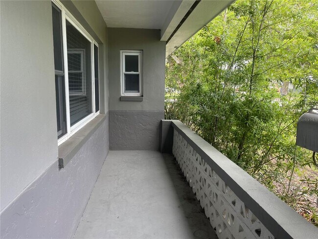 Building Photo - 3843 19th Ave N