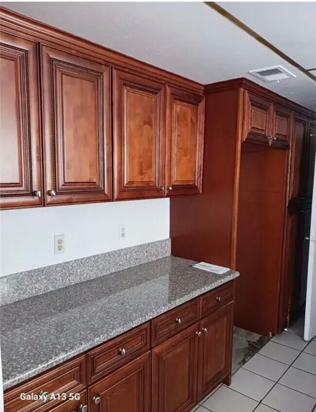 5033 W Avenue L10, Quartz Hill, CA 93536 Townhome Rentals in Quartz