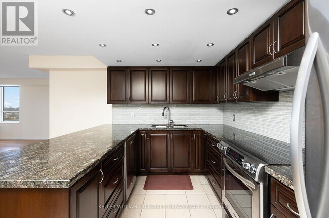 Building Photo - 205-2205 Wynford Dr