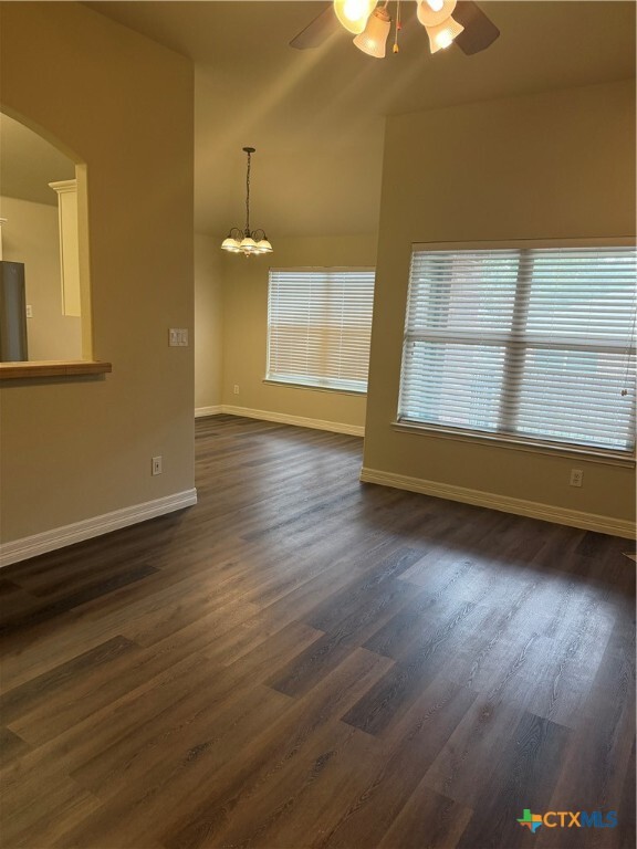 Building Photo - 3022 Green Mountain Dr