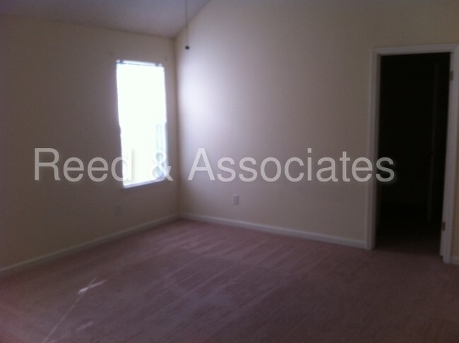 Building Photo - 5907 Port Harbor Dr