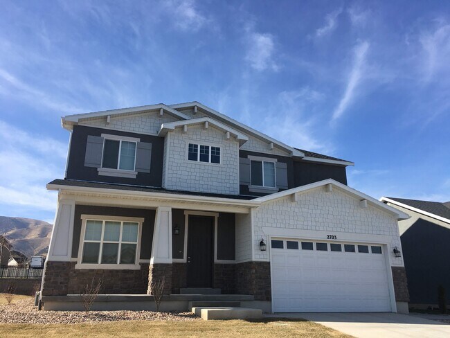 Building Photo - 2703 Waterview Drive