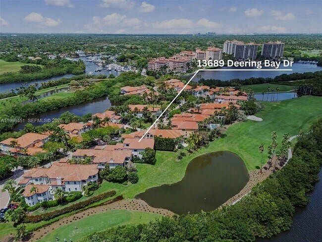 Foto del edificio - 13689 Deering Bay Dr