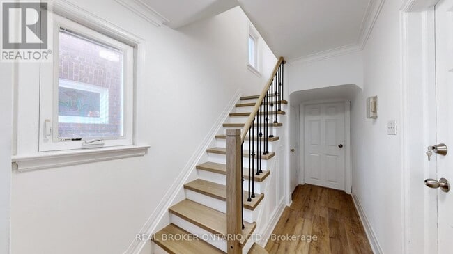 Building Photo - 451 Donlands Ave