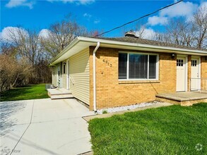 Building Photo - 4913 Dunsmore Ave