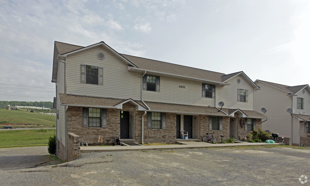 Building Photo - 1020 Old Tn-33