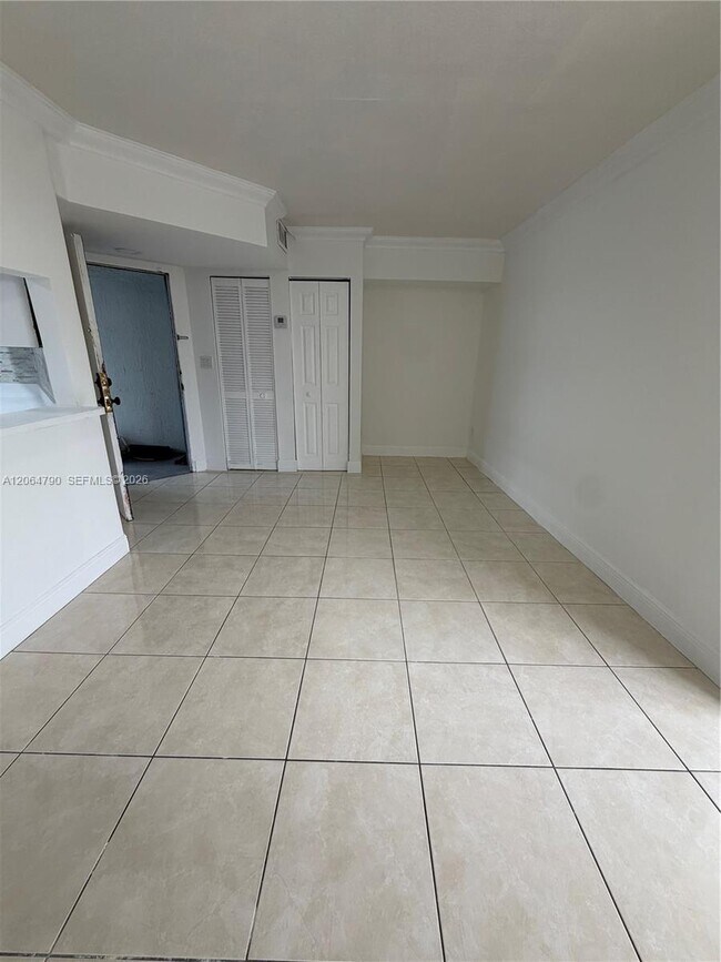 Foto del edificio - 8305 SW 152nd Ave