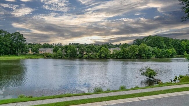 Foto del edificio - 1781 Waterside Dr