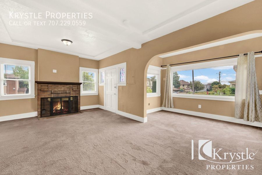 Foto principal - Lovely freshly painted home, Central A/C a...
