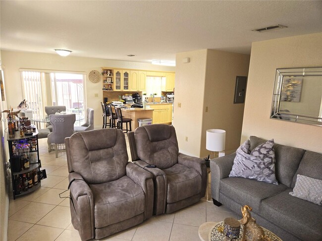 Foto del edificio - 2652 SW 31st Ct