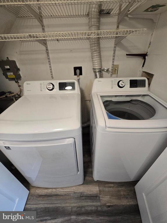 Building Photo - 6113 Tapir Pl