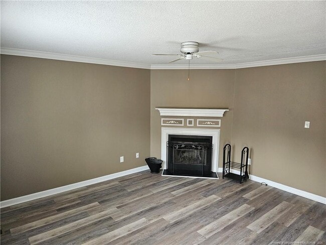 Building Photo - 6607 English Ivy Ln