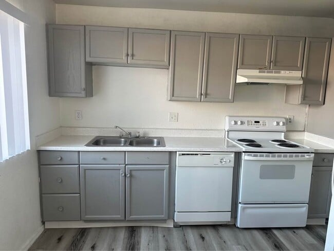 Interior Photo - Tamarak Gardens Apartments