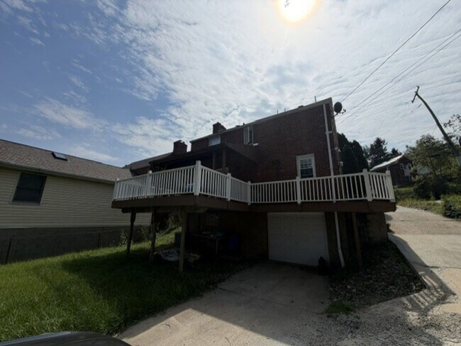 Building Photo - 5332 Baptist Rd