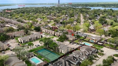 Building Photo - 3300 Pebblebrook Dr