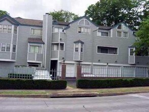 Building Photo - 1808 Rio Grande St