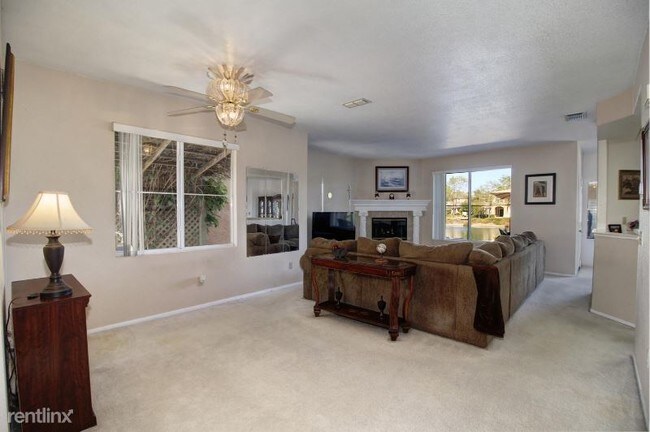 Foto del edificio - 3 br, 3 bath House - 9171 E Laguna Way