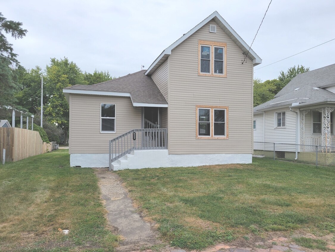 622 E Joliet St, Ottawa, IL 61350 House Rental in Ottawa, IL
