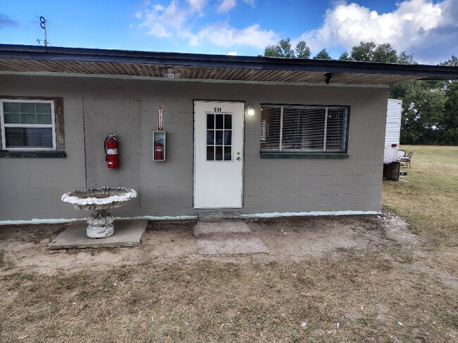 Foto del edificio - 183 SE Camelot Loop