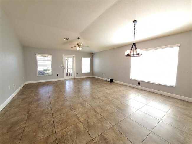 Building Photo - 10737 Standing Stone Dr