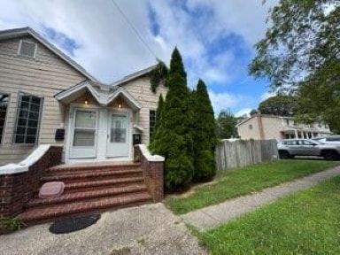 Side By Side Duplex - 33 Washington Ave