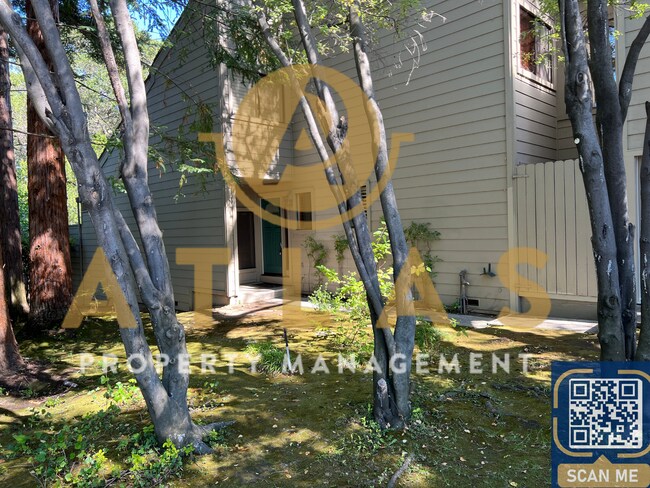 Foto del edificio - This beautiful Riverbend unit has 3 bedroo...