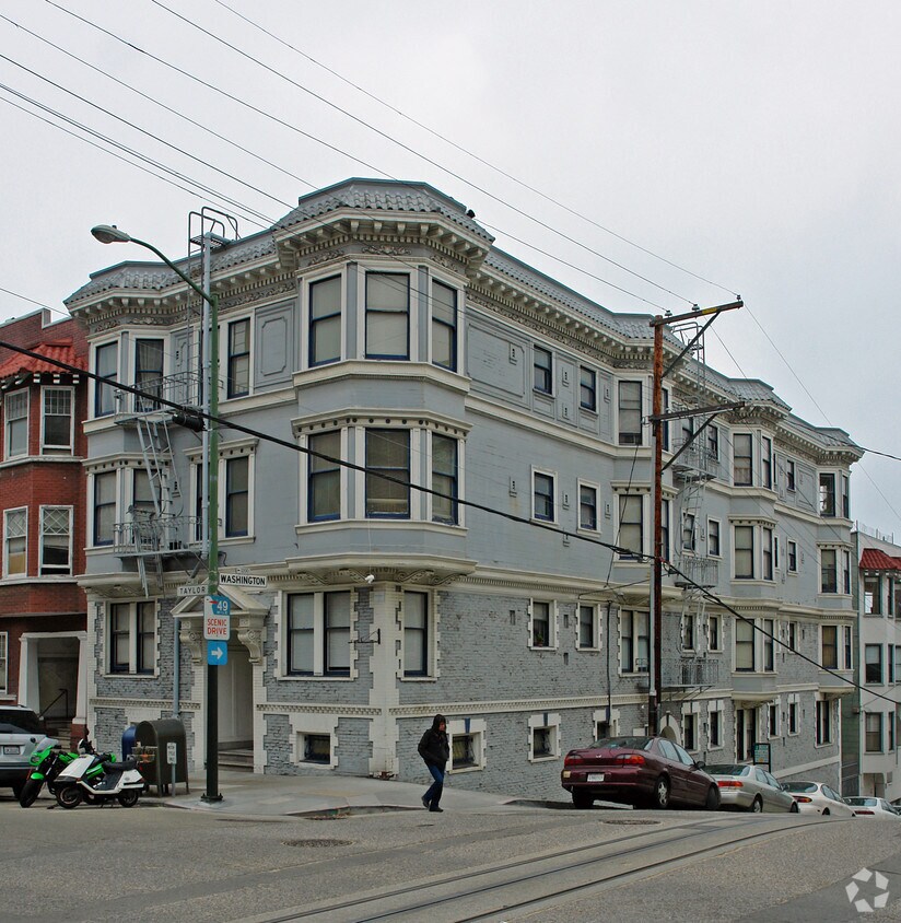 Primary Photo - 1190 Washington St
