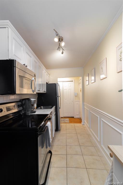 Building Photo - 2449 Union Blvd