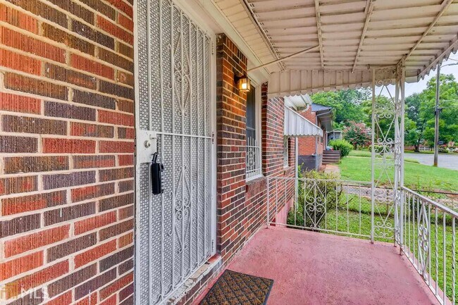 Foto del edificio - 165 Chicamauga Pl SW