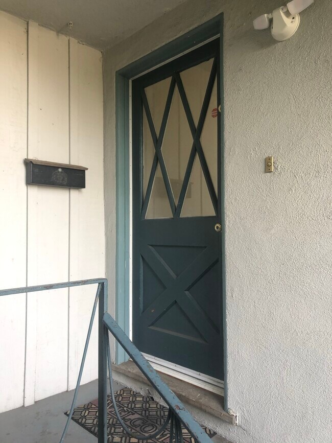 Foto del edificio - 1525 Stanford Ave