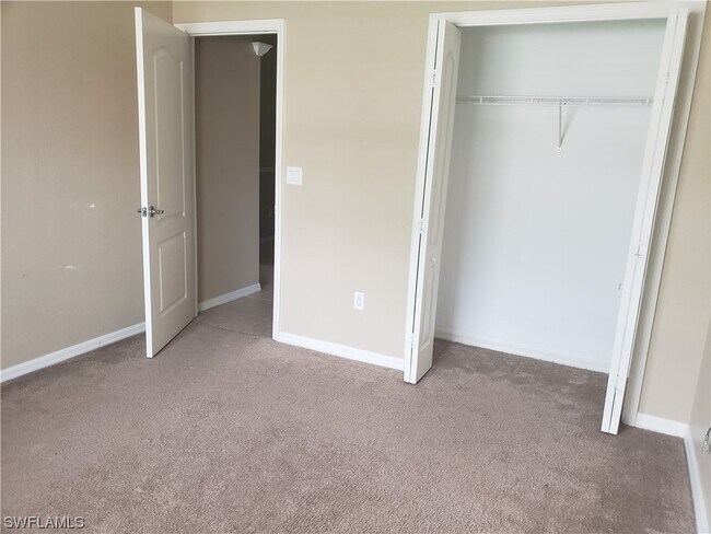 Building Photo - 12826 Ivory Stone Loop
