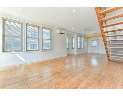 Foto del edificio - 13 Elmwood St