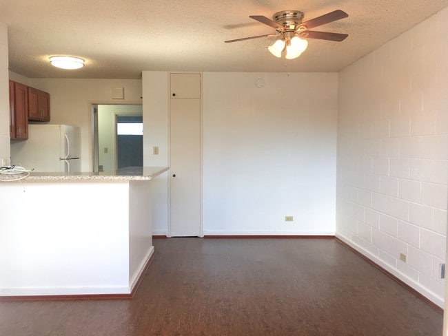 Photo - 816 Birch St Apartment