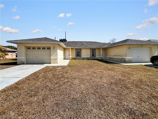 Building Photo - 1909 SW Santa Barbara Pl