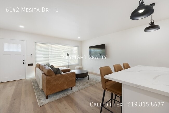 Foto del edificio - 6142 Mesita Dr