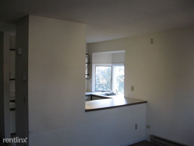 Building Photo - 1 br, 1 bath Condo - 34 Glenwood Ave