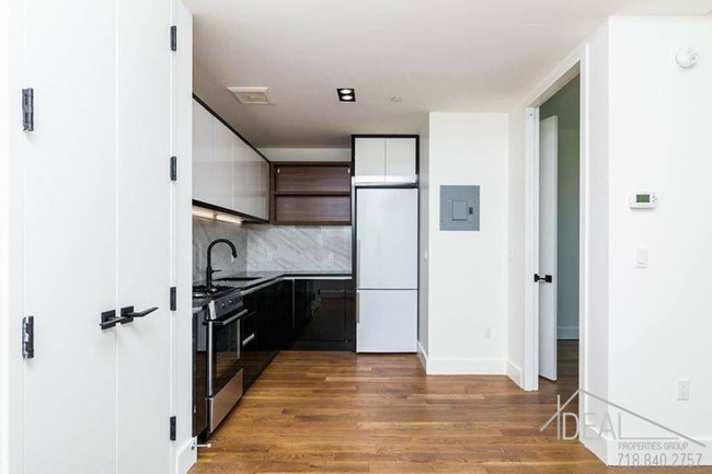 Building Photo - NO FEE New Luxury 2 Bedroom on Ocean Parkway