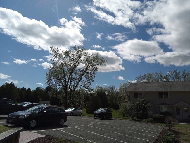 Building Photo - 74 Washington Rd