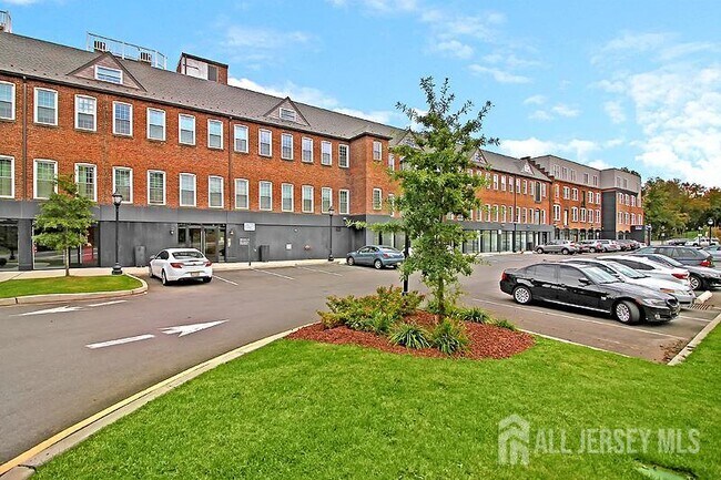 Building Photo - 120 Georges Rd