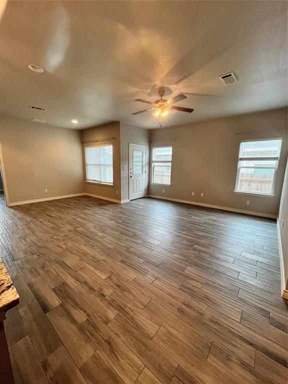 Building Photo - 547 CR 306