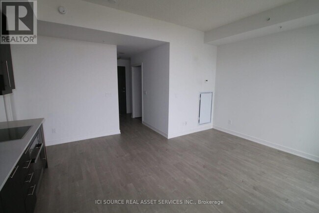 Building Photo - 30 Nelson St