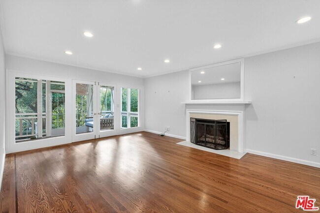 Foto del edificio - 15 N Ridgewood Rd