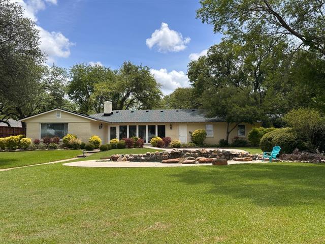 Building Photo - 4146 Shore Front Dr