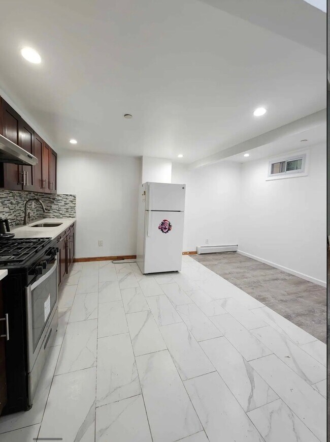 Photo - 9209 48th Ave Townhome