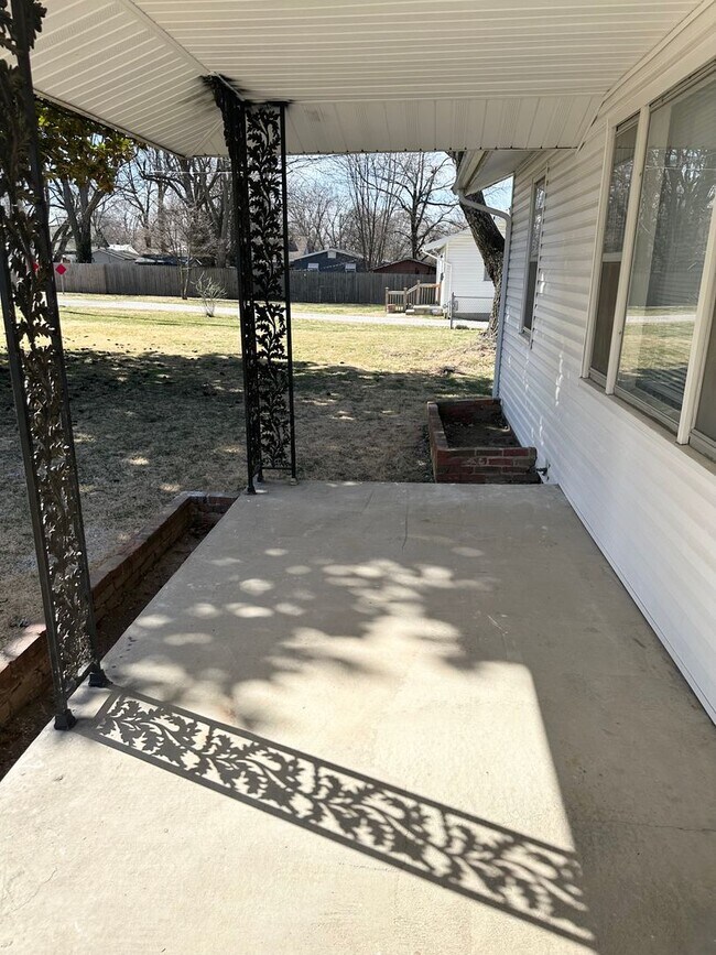 Foto del edificio - Hardwood Floors