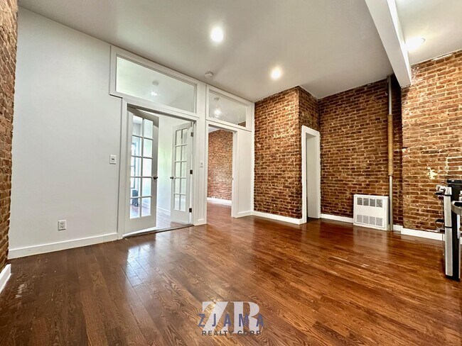 Foto del edificio - 1486 Bedford Ave