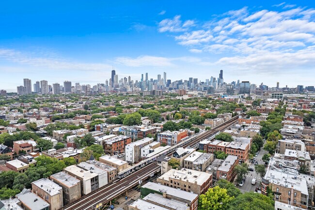 Foto del edificio - 2044 N Sheffield Ave