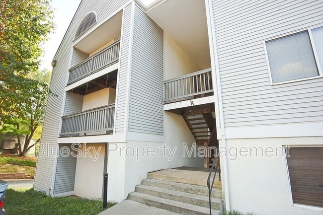 Building Photo - 1243 Cedars Ct