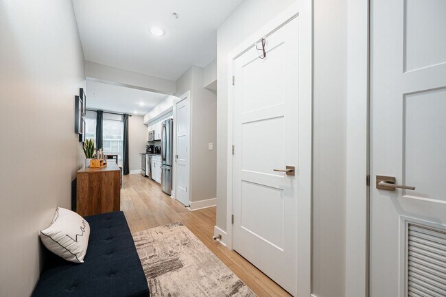 Foto del edificio - Short North! Fully Furnished 1 Bedroom, 1 ...